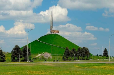 482 ступеньки памяти… К 55-летию со дня открытия мемориального комплекса "Курган Славы Советской Армии - освободительницы Беларуси"