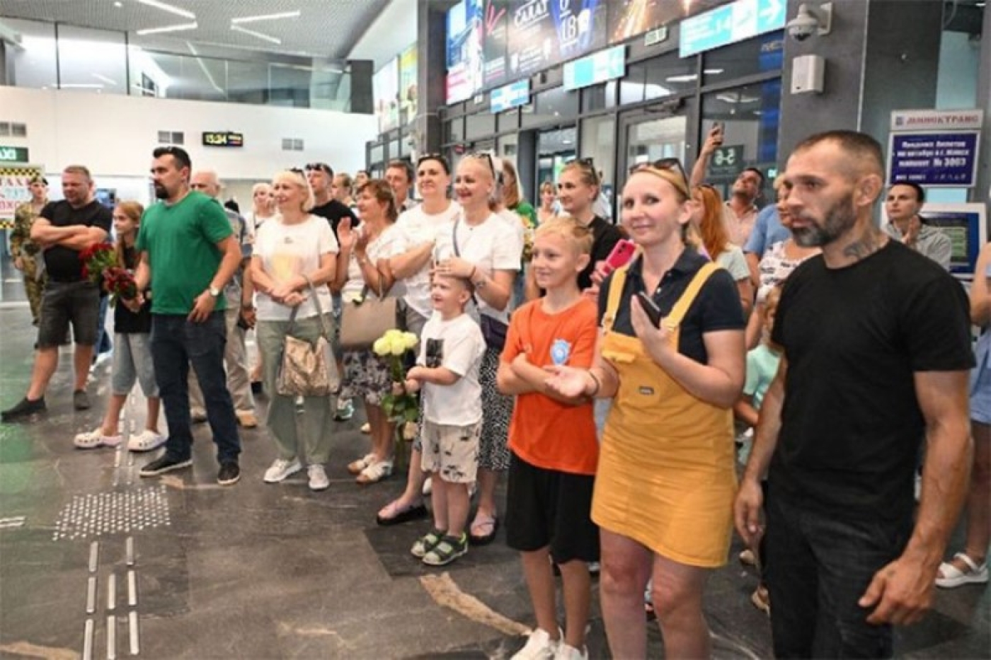 ФОТОФАКТ: белорусские спортсмены прибыли в Минск после участия в Играх "Дети Азии"