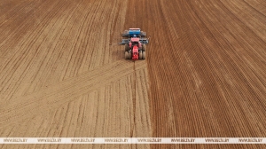 Минсельхозпрод: понижение температуры не сдерживает сев ранних яровых, его завершат в срок