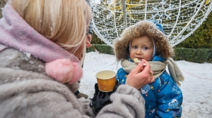 Полесской кашей на фестивале "Берестейские сани" в Пинске накормили около 1,5 тыс. человек