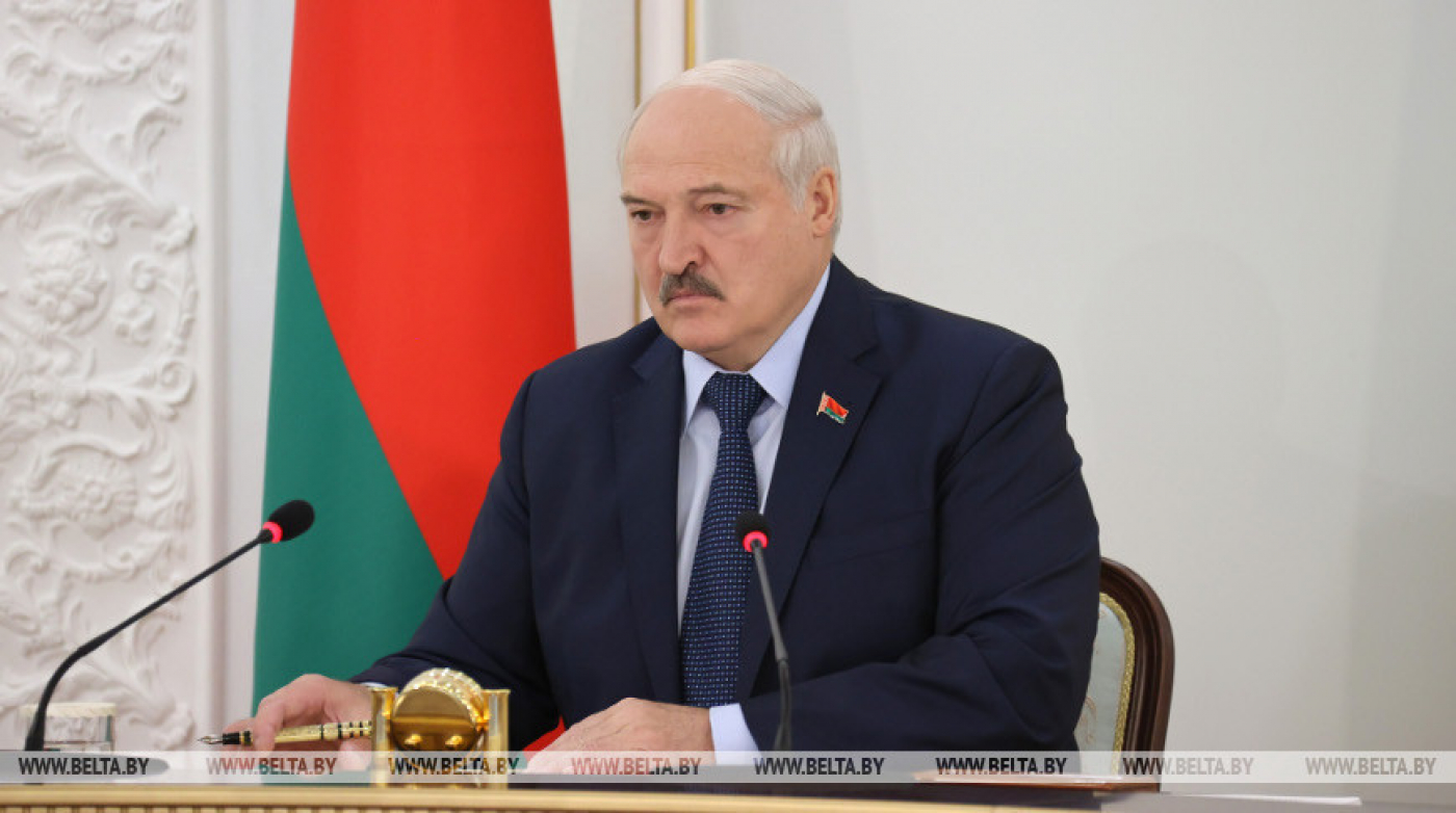 Лукашенко об уборочной кампании: темпы без качества никому не нужны