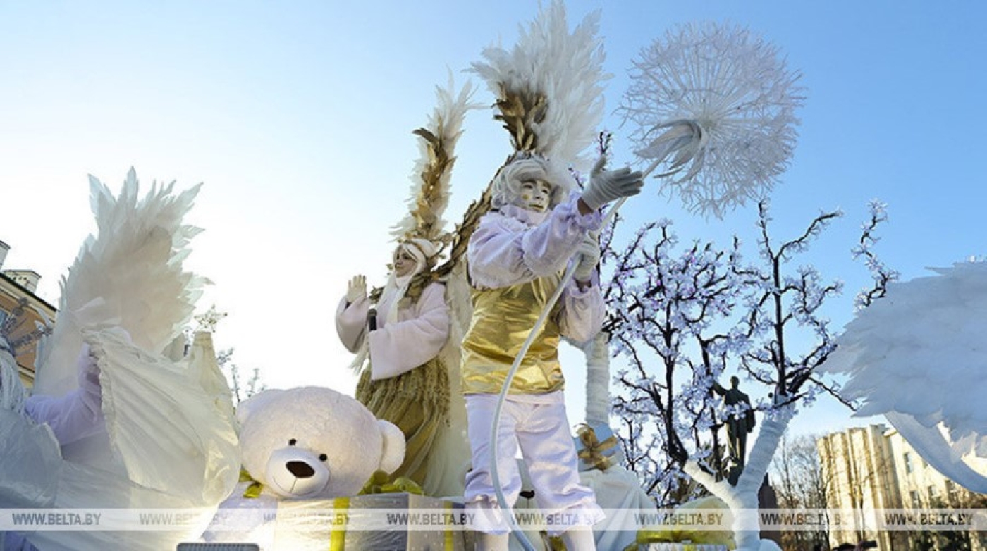 Карнавальное шествие, секретное блюдо. Какие фишки готовит Кобрин к фестивалю "Берестейские сани"