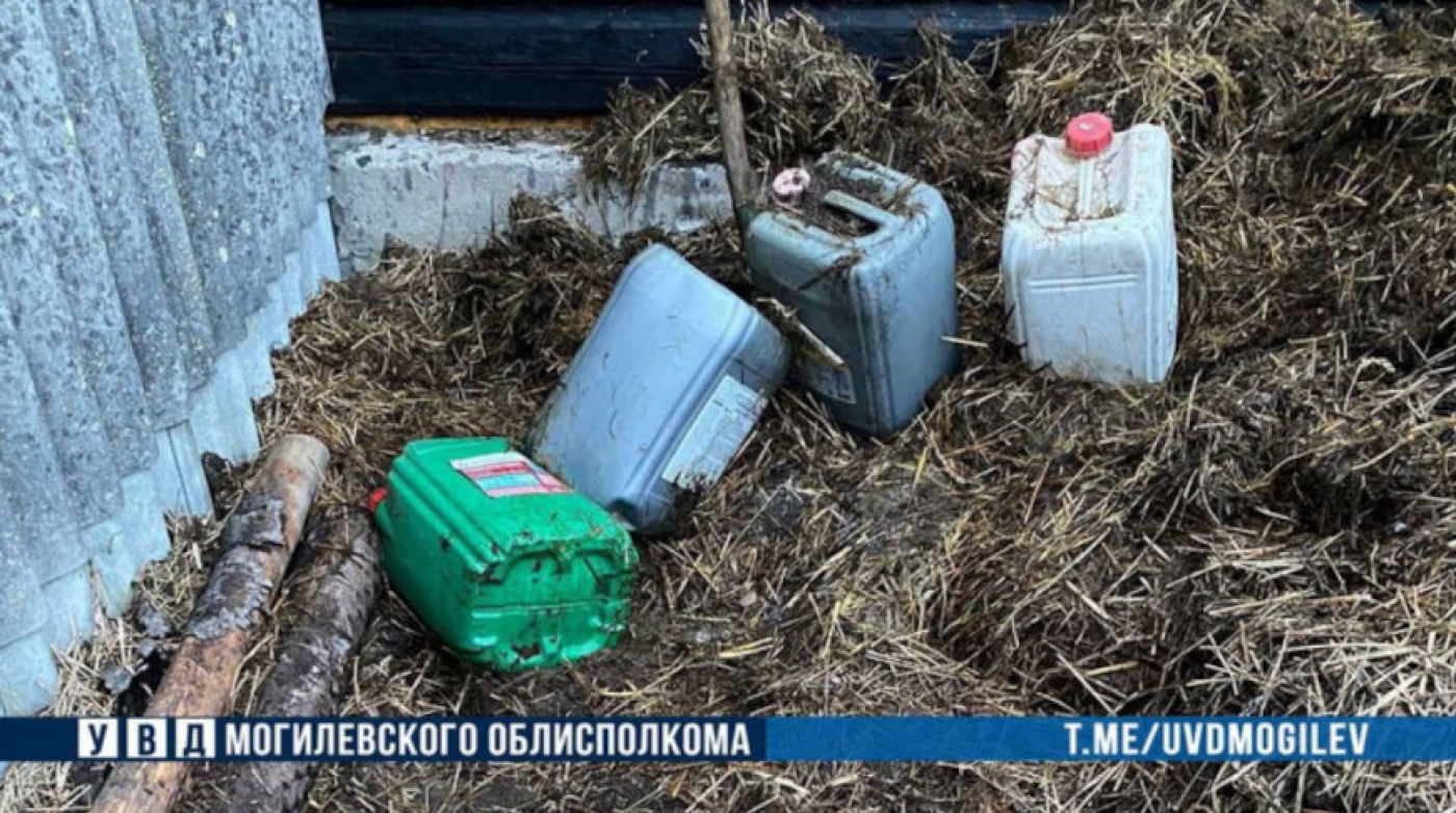 Житель Дрибинского района похитил с территории сельхозпредприятия более полутонны удобрений