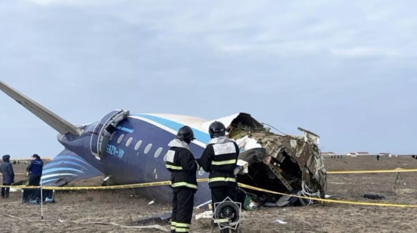 Путин и Алиев обсудили крушение пассажирского самолета под Актау