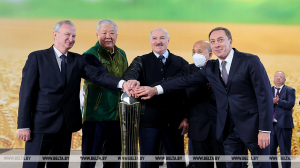 &quot;Подарок, который мы сделали своими руками&quot;. Лукашенко официально запустил производство БНБК