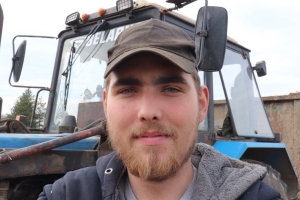 Подписчиков - почти 4000