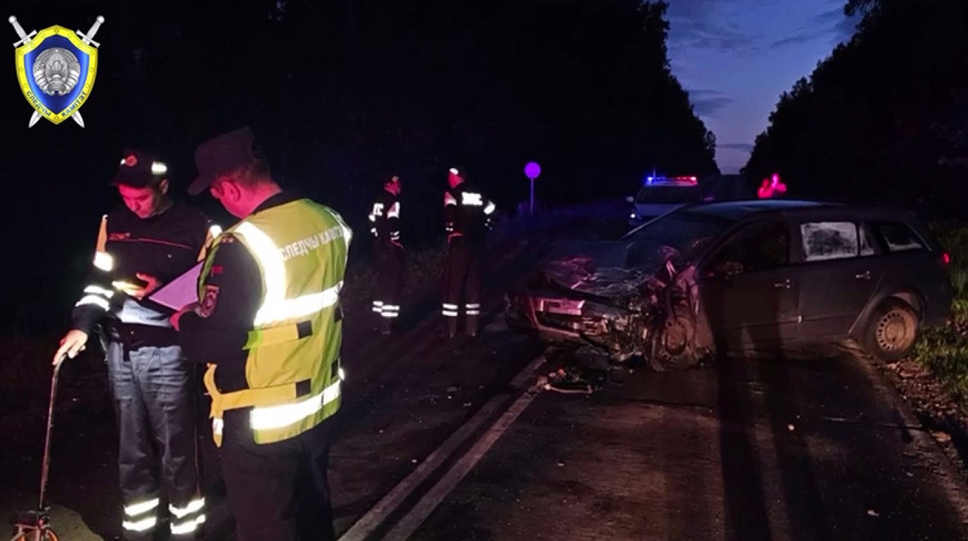 При столкновении легковых Opel и Citroen под Минском погиб водитель