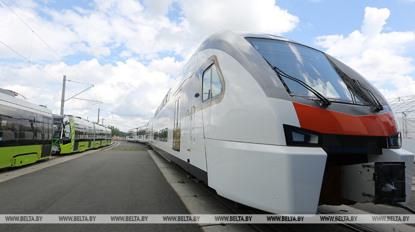 В БЖД рассказали, планируется ли внедрение сети Wi-Fi в поездах локомотивной тяги