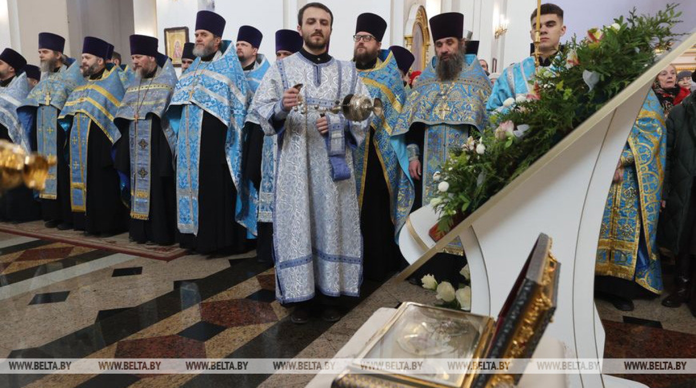 О пути ковчега с частью Пояса Пресвятой Богородицы и значении святыни рассказали в Витебске