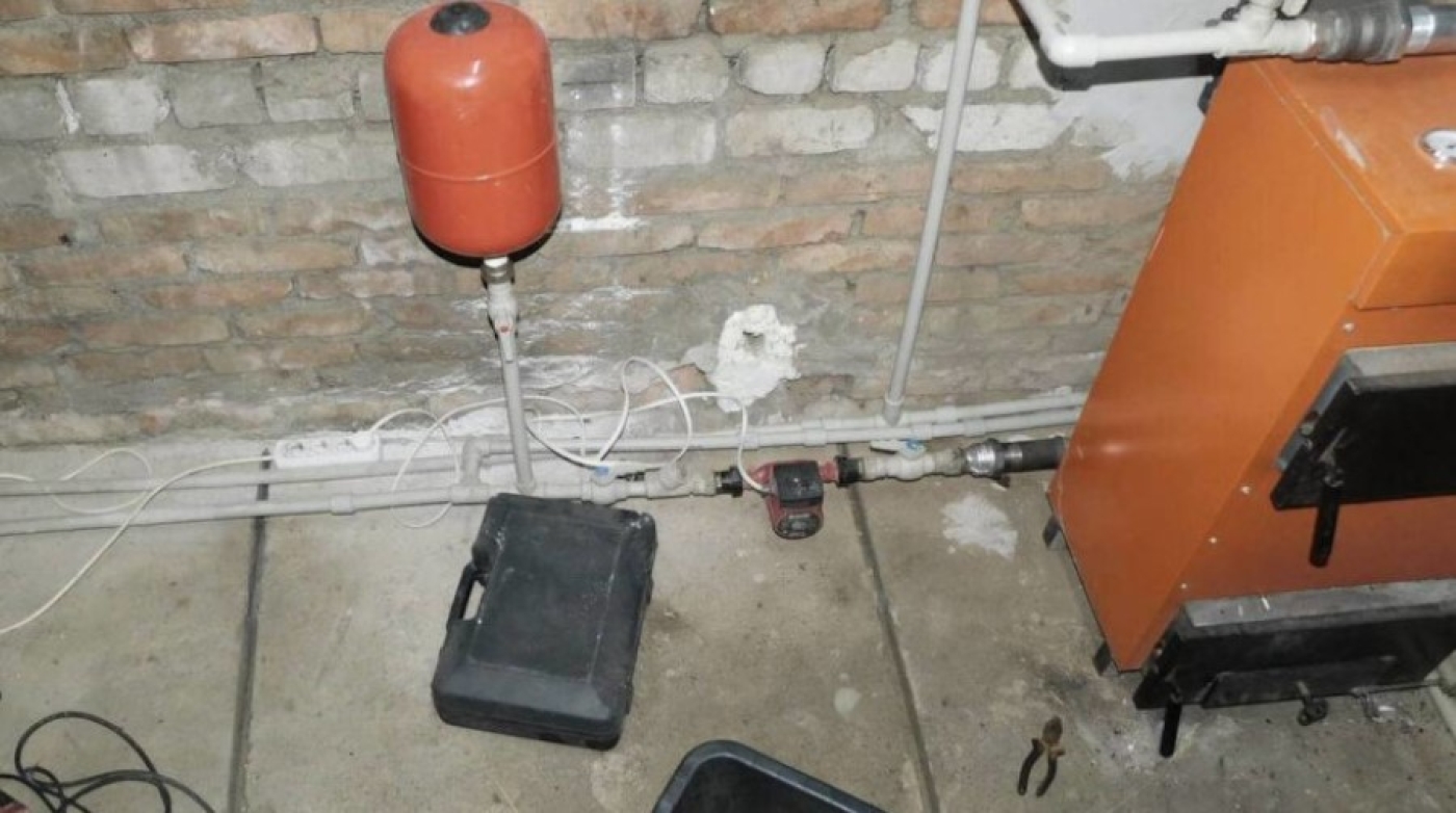 Мужчину убило током при включении котла в Борисовском районе