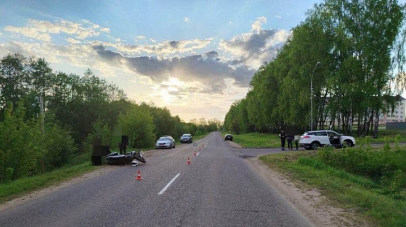 Десятилетняя девочка попала под колеса мотоцикла в Молодечненском районе