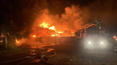 Пожар в Колодищах выезжали тушить почти 30 единиц техники МЧС