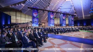 Лукашенко: хотим с оптимизмом смотреть в будущее евразийской безопасности, но для этого пока нет оснований