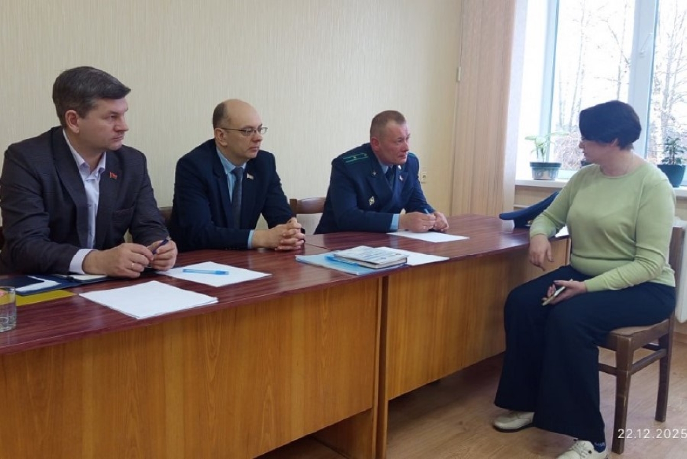 Какие льготы имеет женщина-многодетная мать при установлении режима рабочего времени?