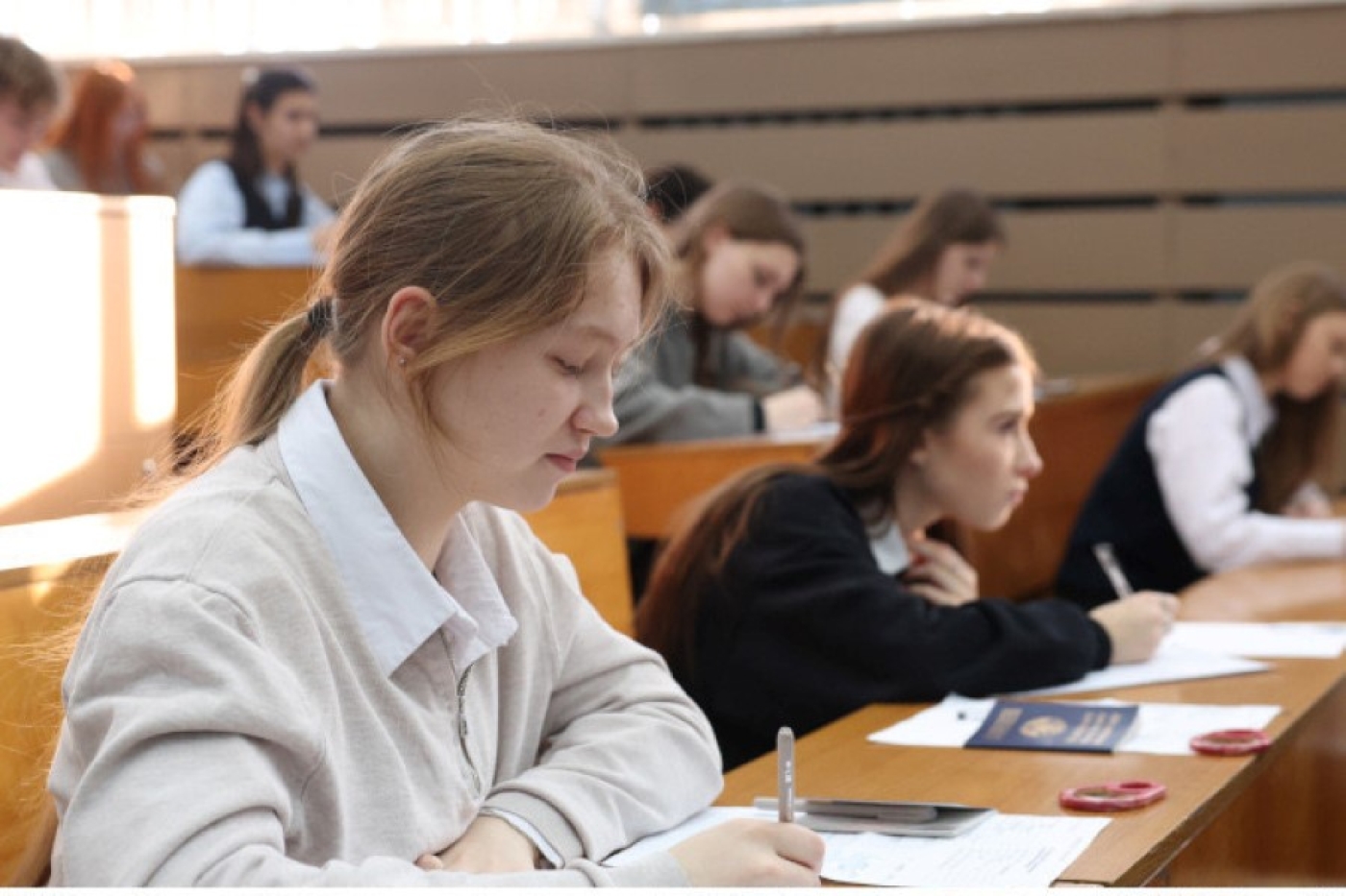 Около 58,5 тыс. белорусских одиннадцатиклассников сегодня принимают участие в репетиции ЦЭ