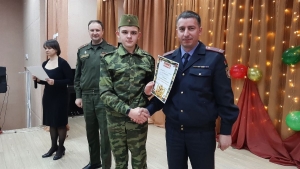 Калейдоскоп шестого школьного дня: «Песня в военной шинели».