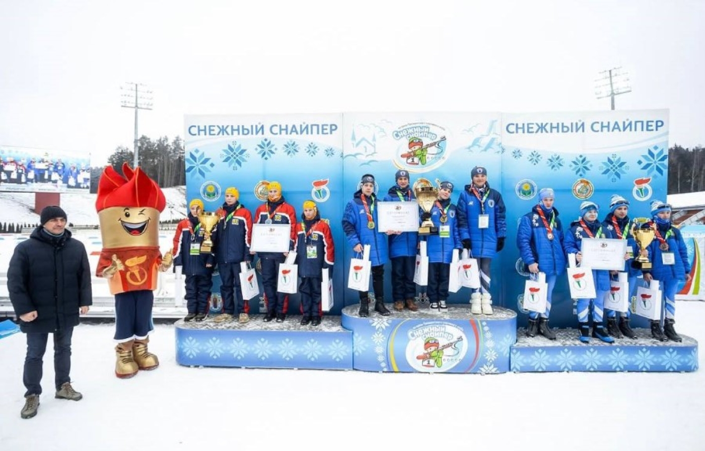 В Раубичах наградили победителей республиканских соревнований среди детей и подростков по биатлону "Снежный снайпер"