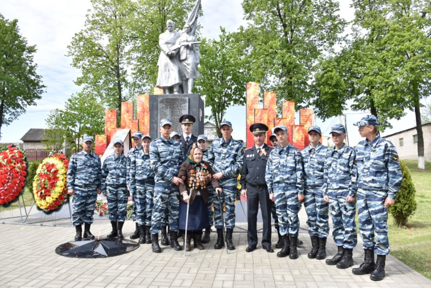 Наша память жива сквозь года