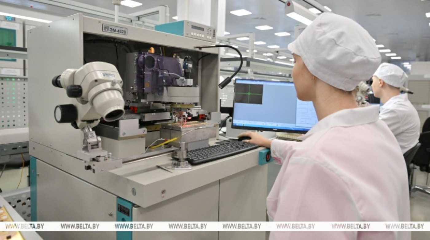 Лукашенко о развитии микроэлектроники: есть резервы поднажать в нынешнем году