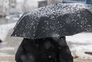 Погода 10 апреля: оранжевый уровень опасности из-за сильного ветра, мокрый снег и до +5 °С