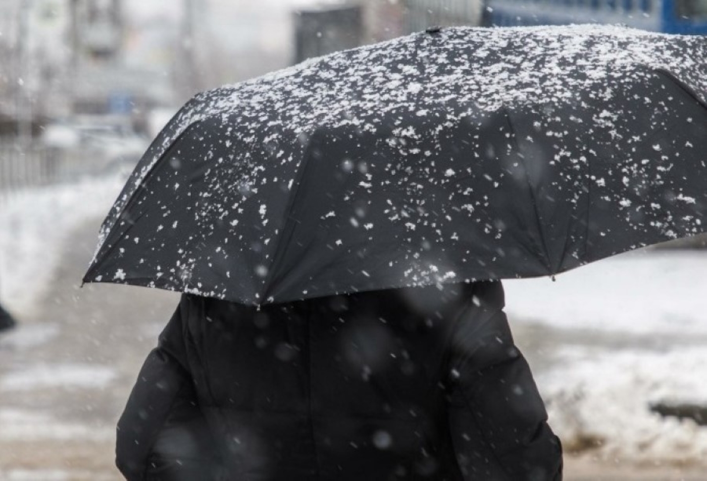 Погода 10 апреля: оранжевый уровень опасности из-за сильного ветра, мокрый снег и до +5 °С