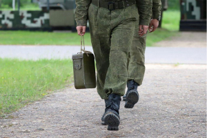 Будет ли у нас частичная мобилизация и стоит ли поддаваться панике? Поговорили с военкомом области