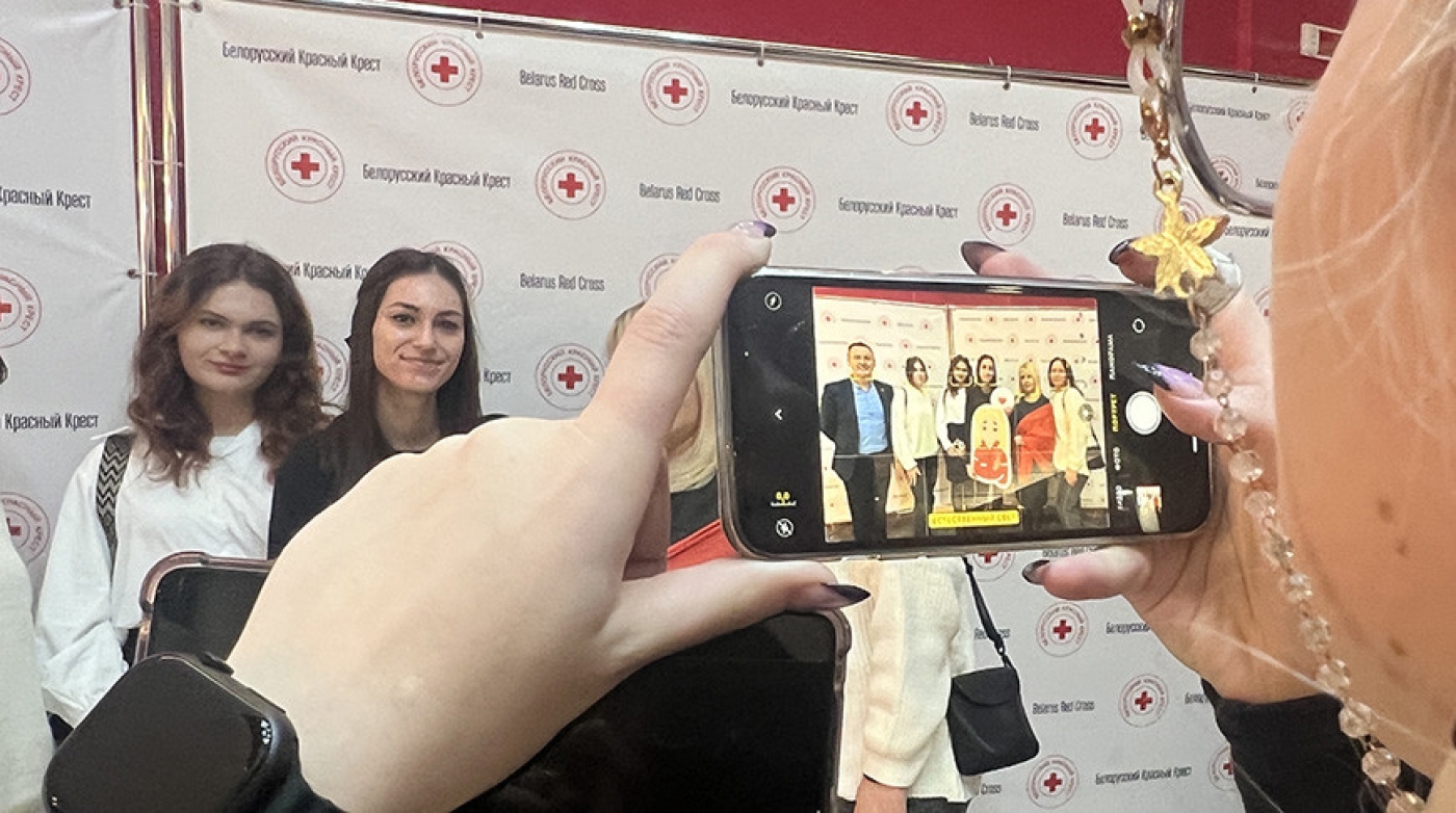 Лучших волонтеров 2023 года наградили в Театре-студии киноактера в Минске