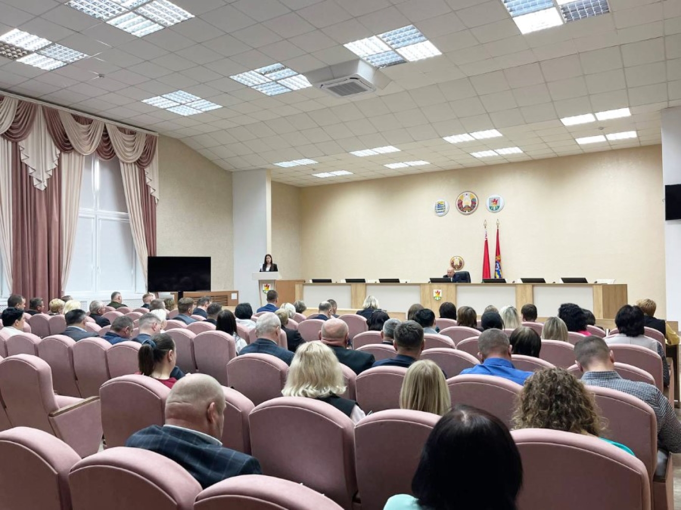 Сегодня прошло рабочее совещание под руководством главы района Андрея Соколовского.