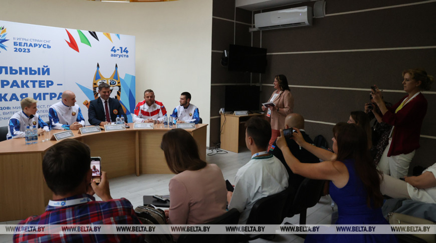 Белорусские каратисты рассказали о ритуалах перед выходом на татами