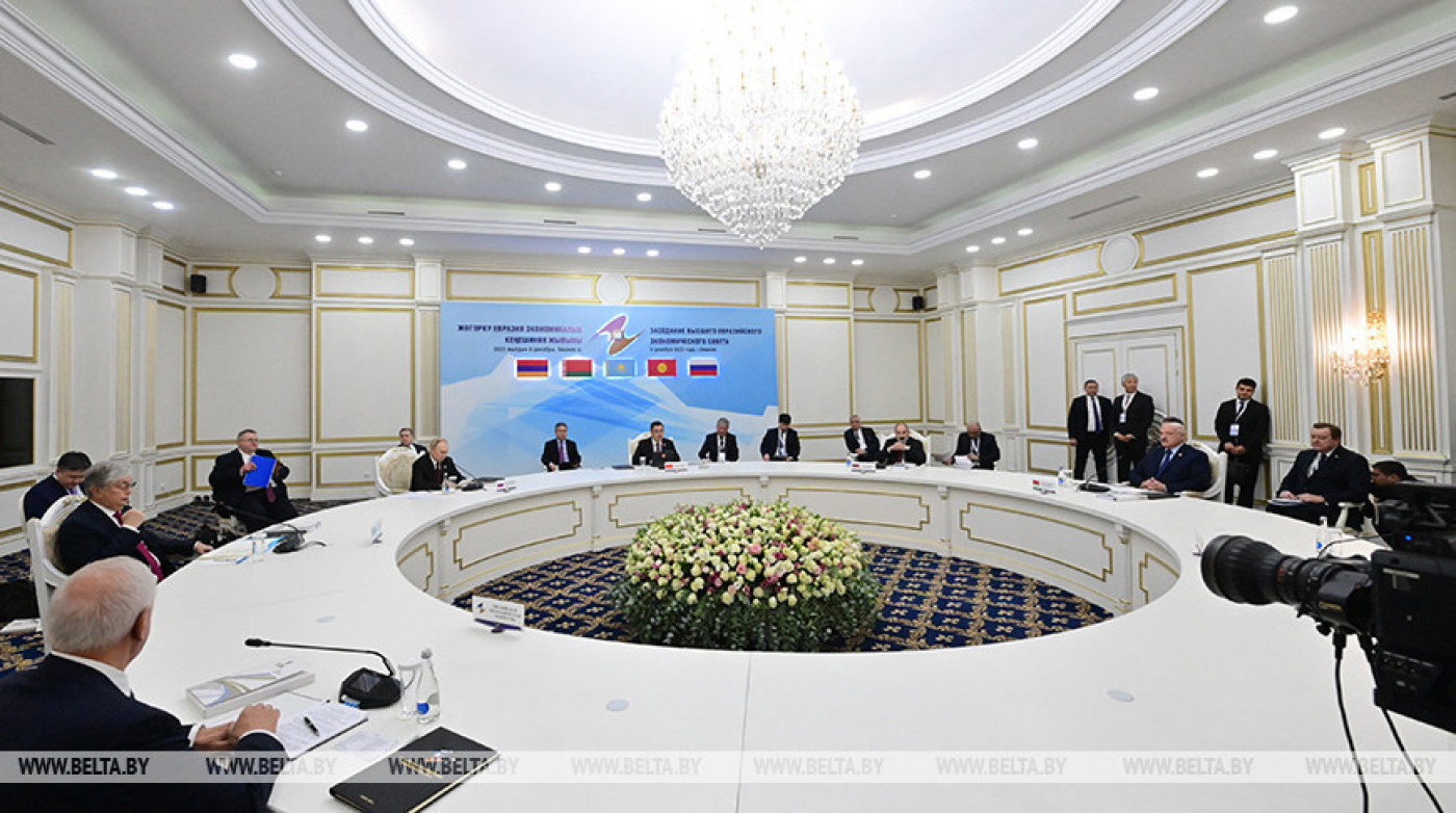 Президент принимает участие в саммите ЕАЭС. Впервые за последние три года он проходит в очном формате