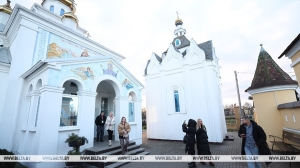 "Место особой духовности". Участники "Марафона единства" посетили храм конца XVIII века под Солигорском