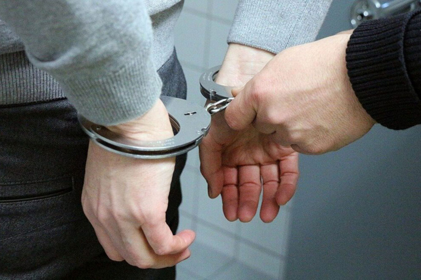 Обезврежен глава интернет-магазина по продаже наркотиков
