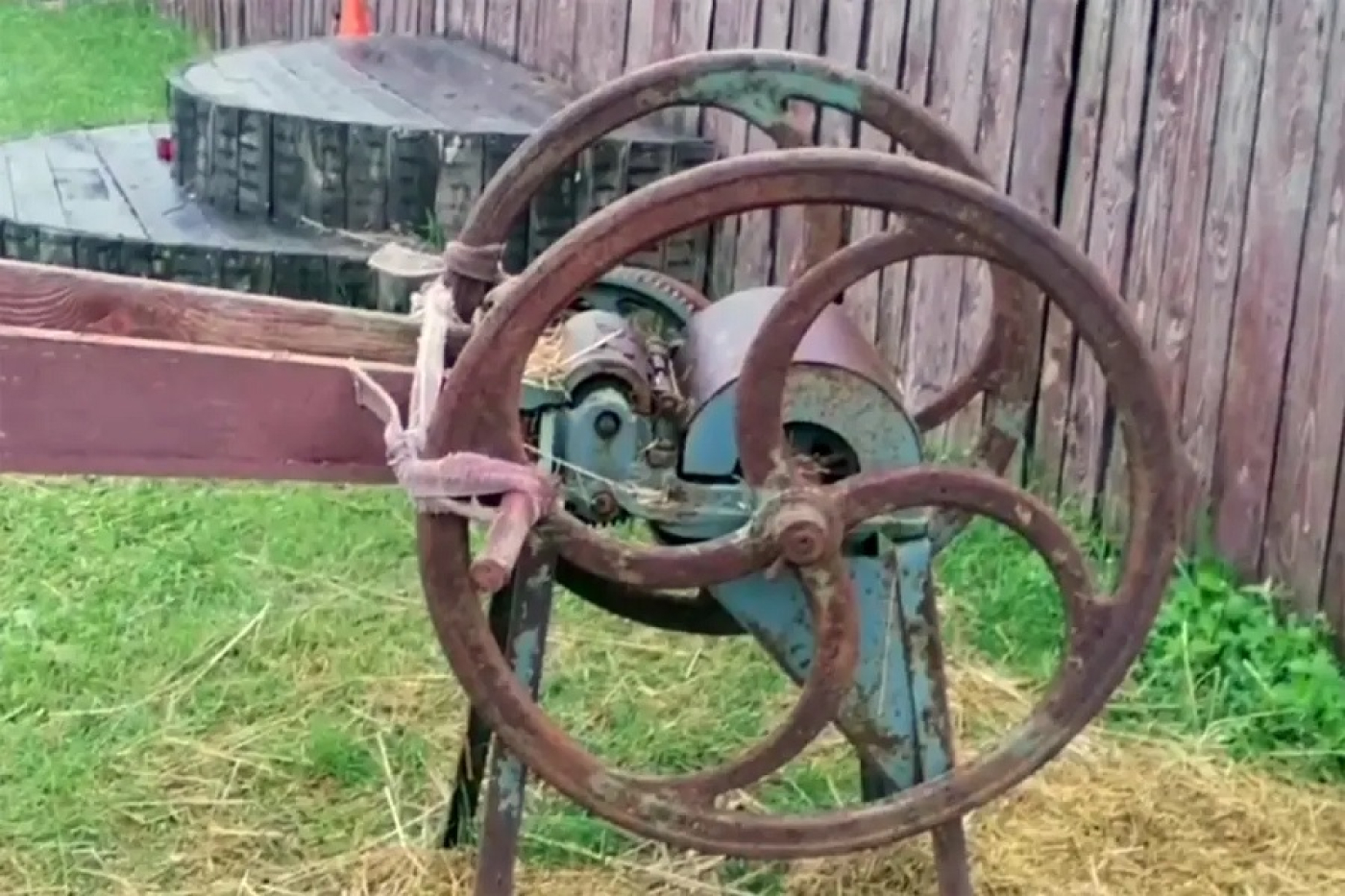 Частичной ампутацией пальца закончилась турпоездка для 10-летнего участника мотоклуба