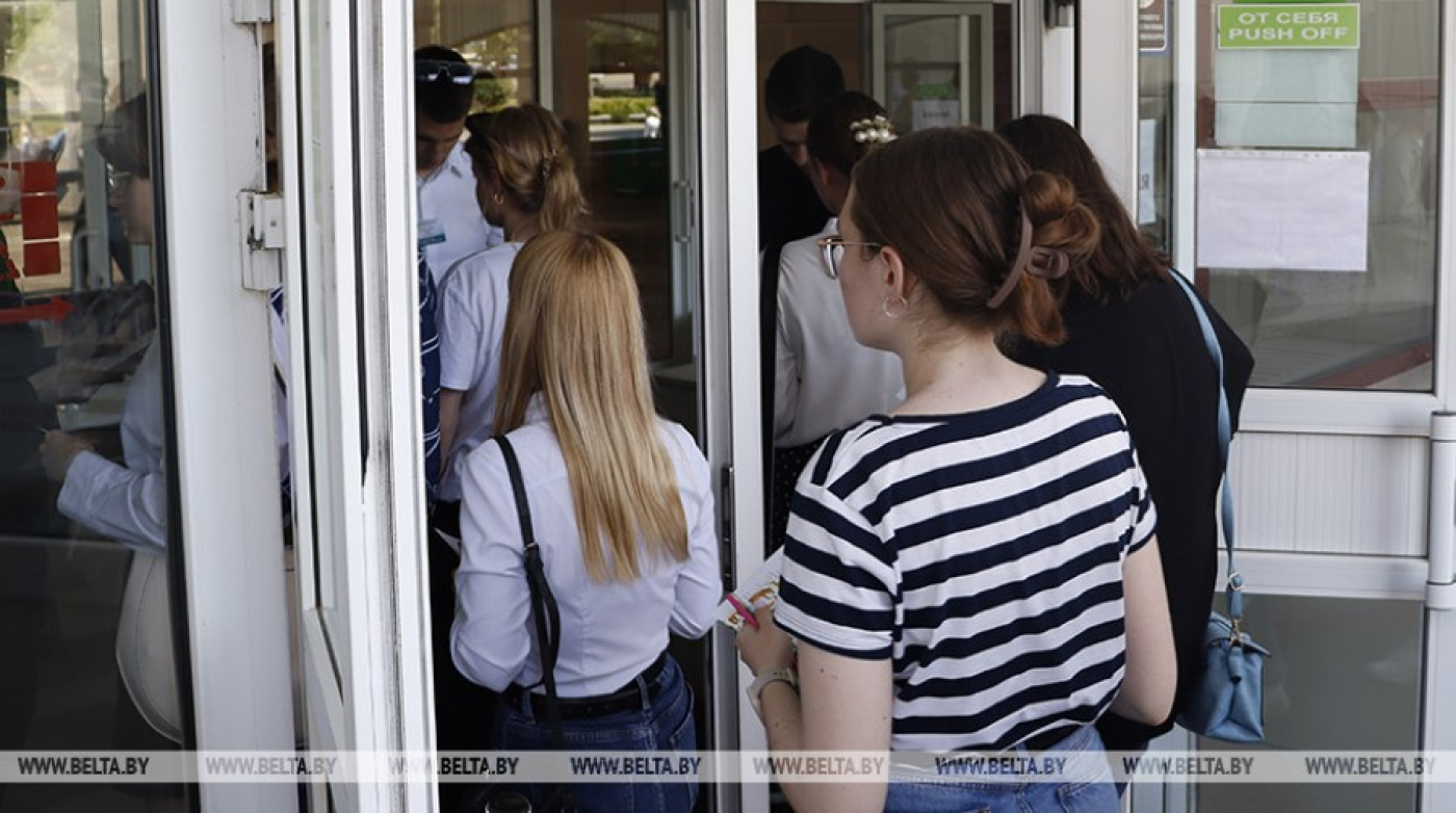 Президент: наиболее талантливые и перспективные абитуриенты должны быть востребованы на Родине