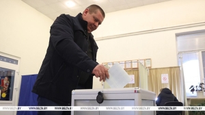 Досрочное голосование на выборах Президента продолжается в Беларуси