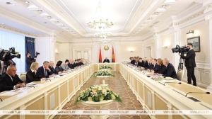 Лукашенко анонсировал на апрель очередное заседание ВНС