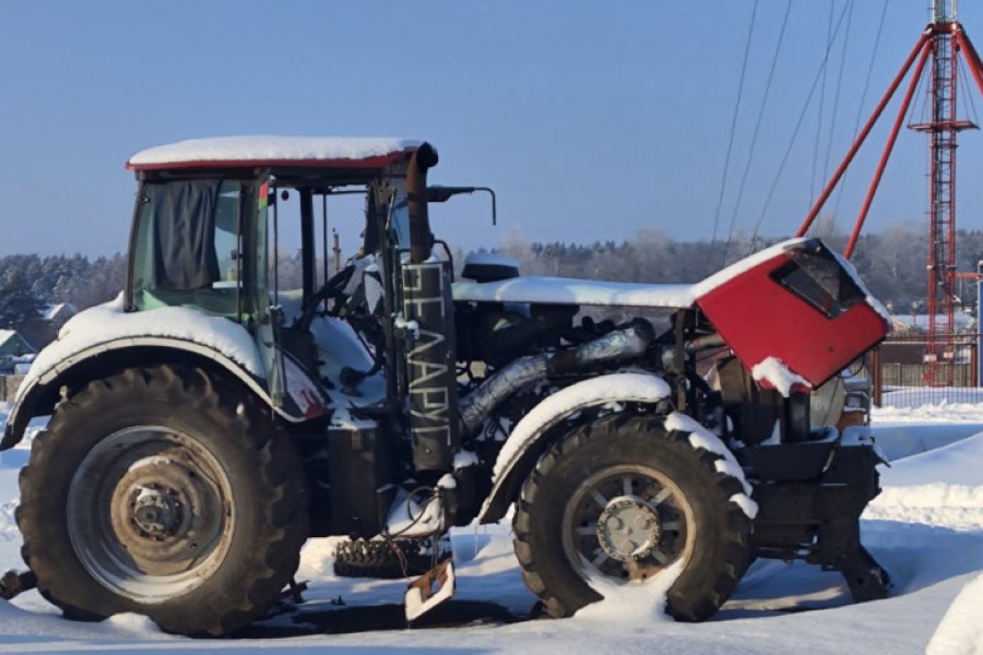 КГК выявил серьезные нарушения в хранении сельхозтехники в Минской области
