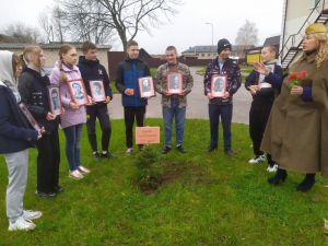 Патриотическая акция "Дерево героев"