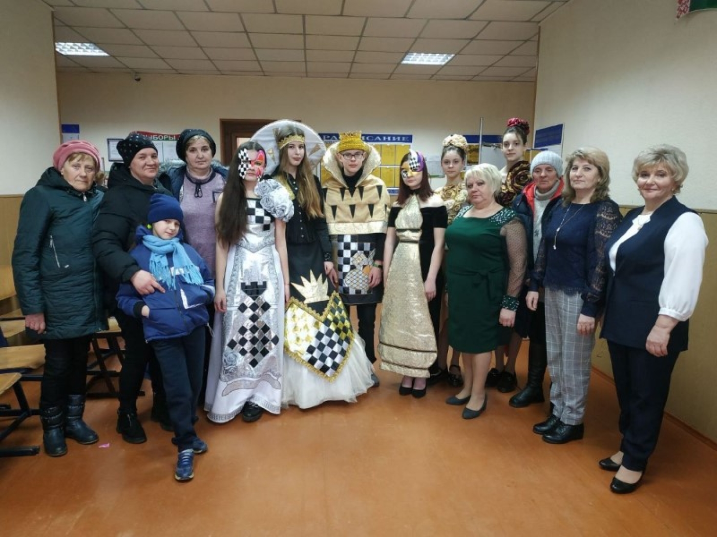 Вовсю кипит работа на избирательном участке в Лешницкой школе