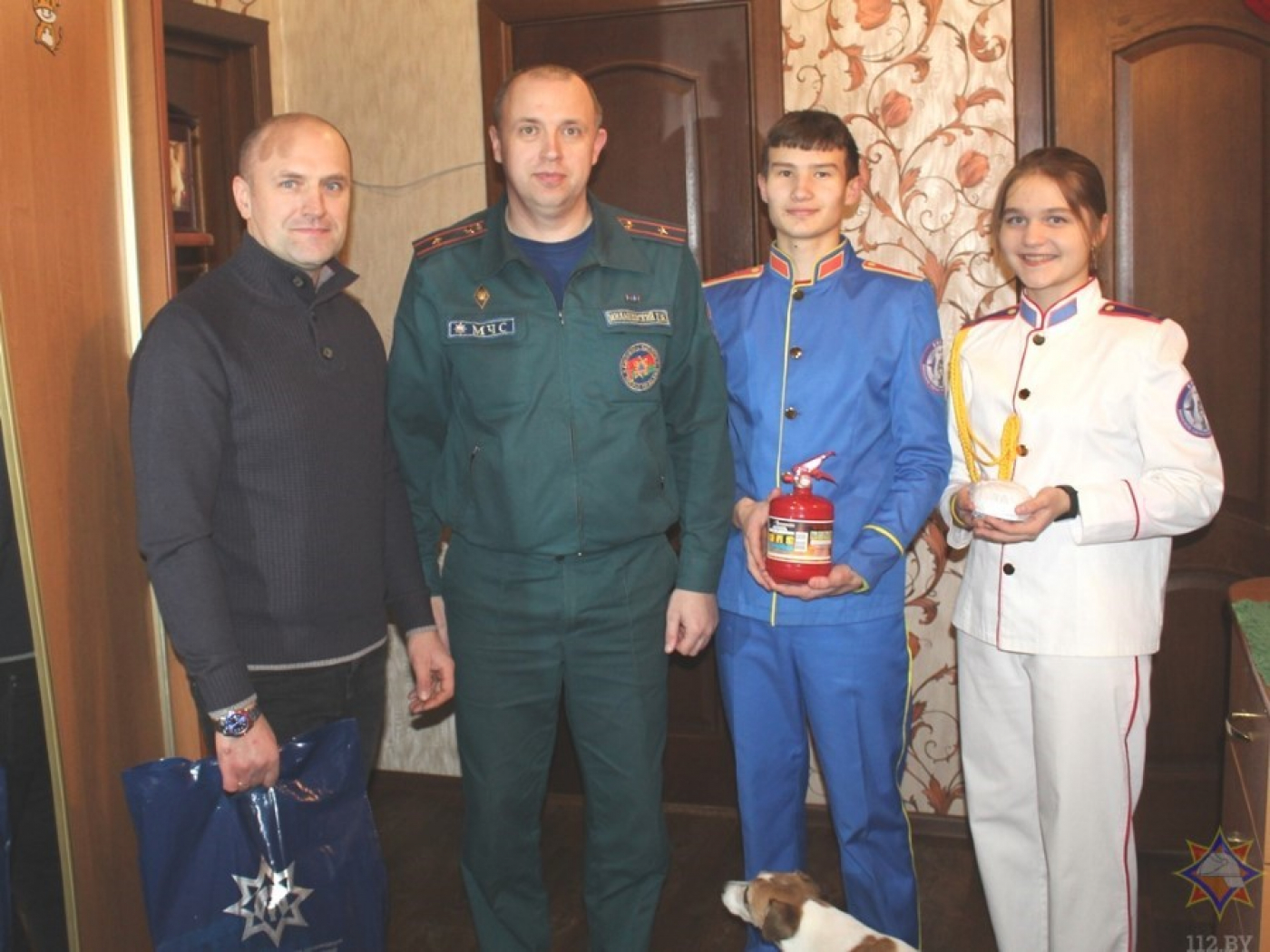 «Во мне любовь к службе не угасла…»: в гостях у ветерана МЧС Олега Ивановича КУШНЕРА