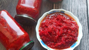 Борщевая заправка с яблоками