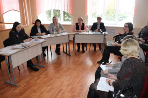 На заседании комиссии по делам несовершеннолетних