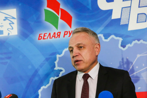 Общественный информационный центр по наблюдению за референдумом открылся в национальном профцентре