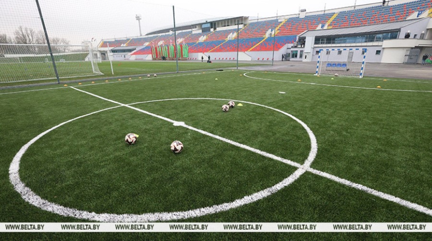 Лукашенко ознакомится с обновленным столичным стадионом "Трактор"