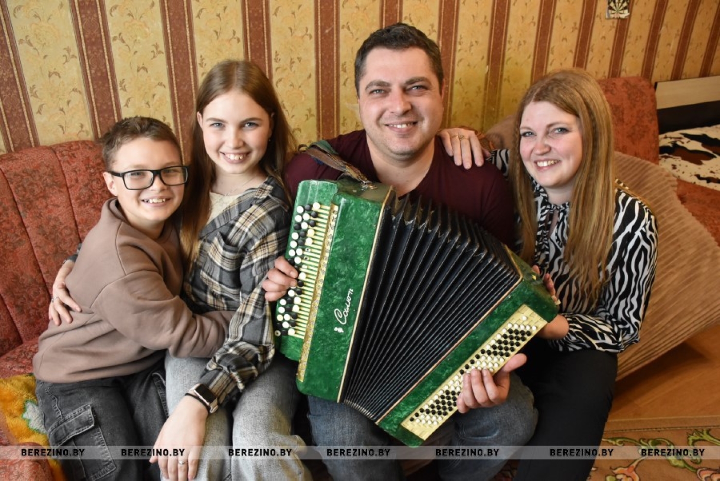 Любовь = Забота в семье Тисецких