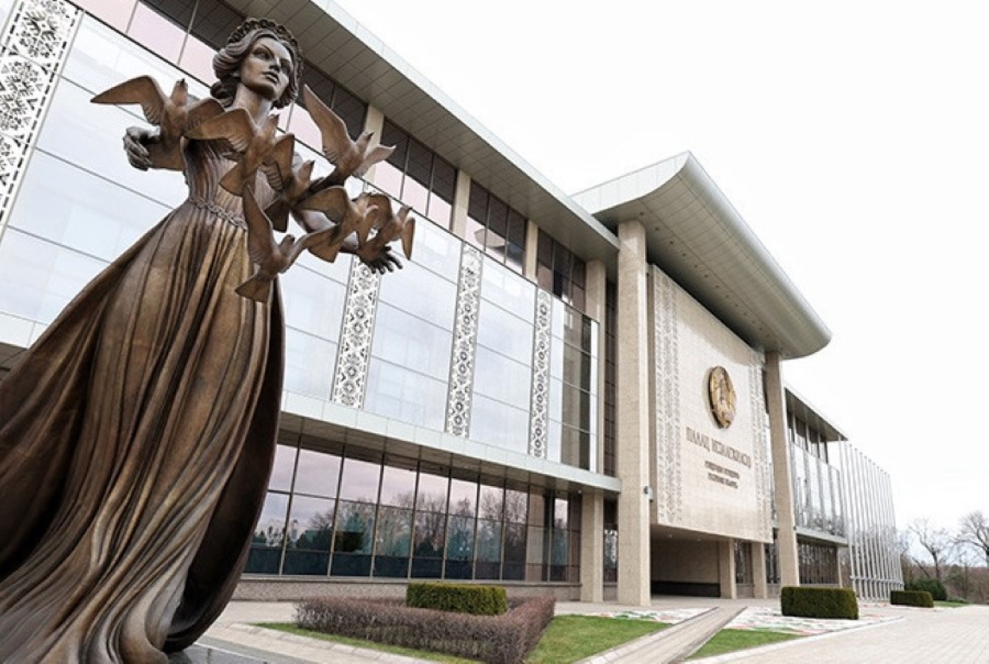 Лукашенко подписал указ "О страховании". Главные изменения