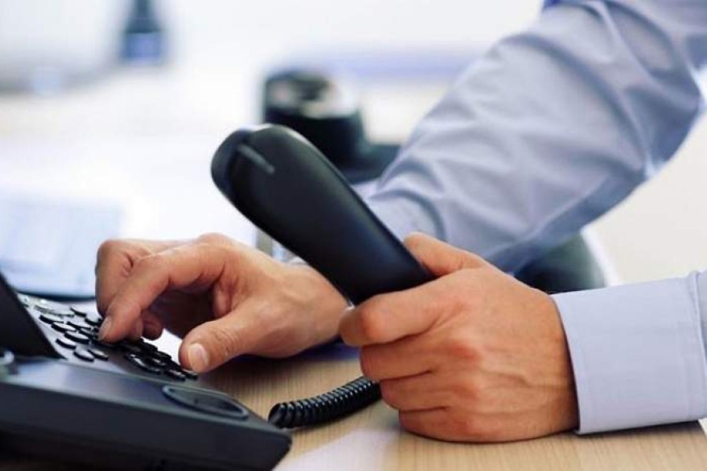 «Прямую линию» проведёт первый заместитель председателя Березинского райисполкома Александр Николаевич КРУК