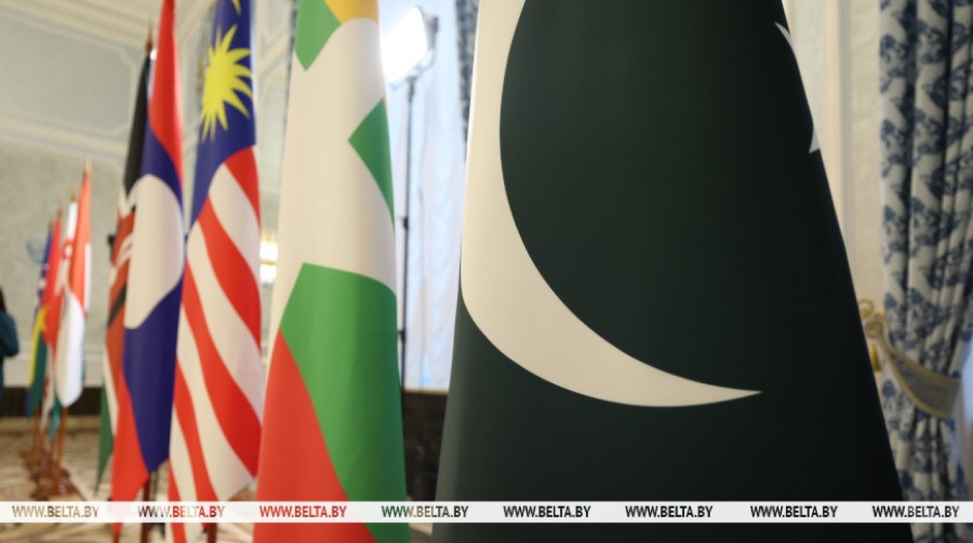 Лукашенко принял верительные грамоты послов девяти стран