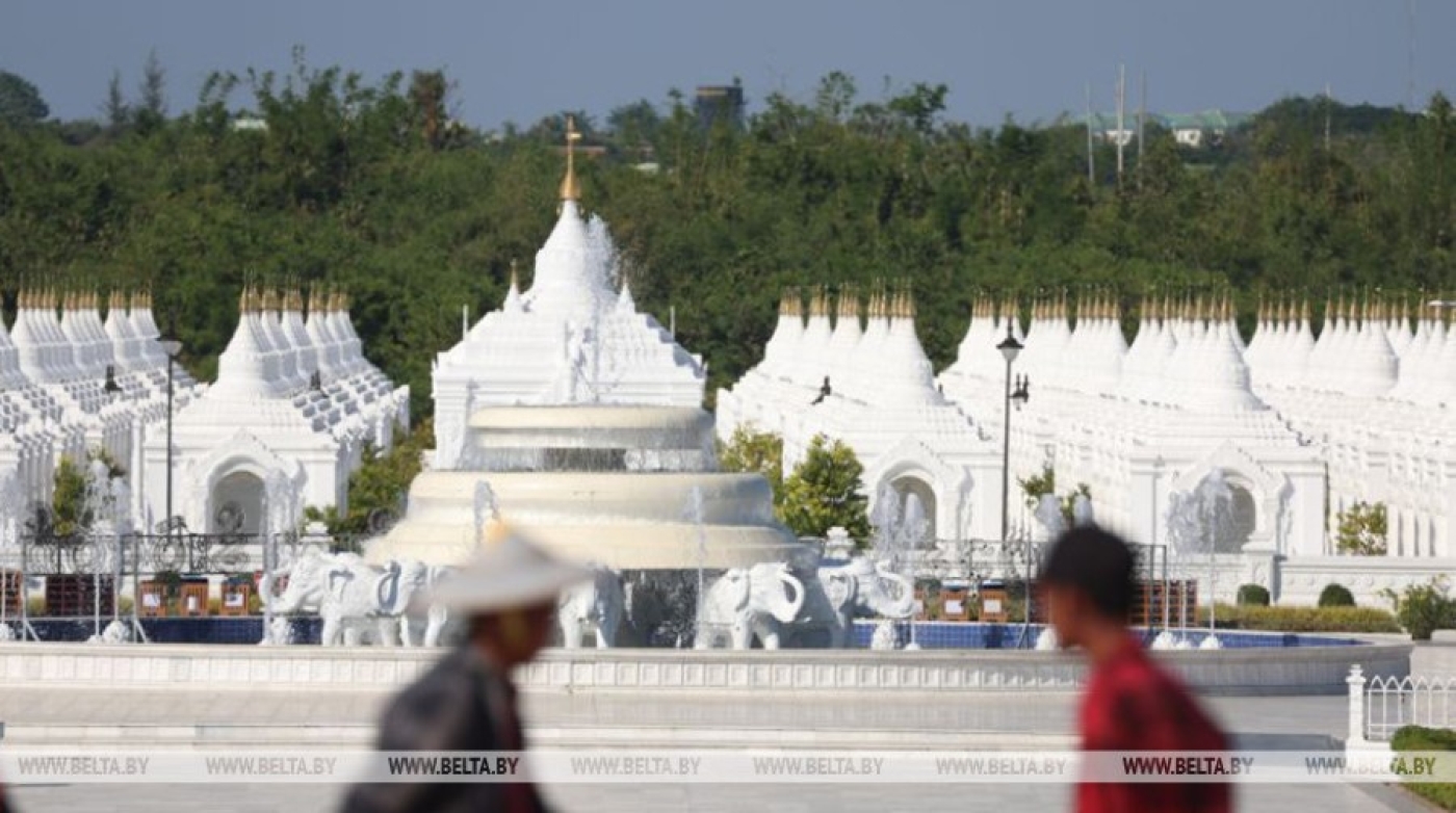 Лукашенко уверен в великом будущем Мьянмы, но нужно решить одну проблему