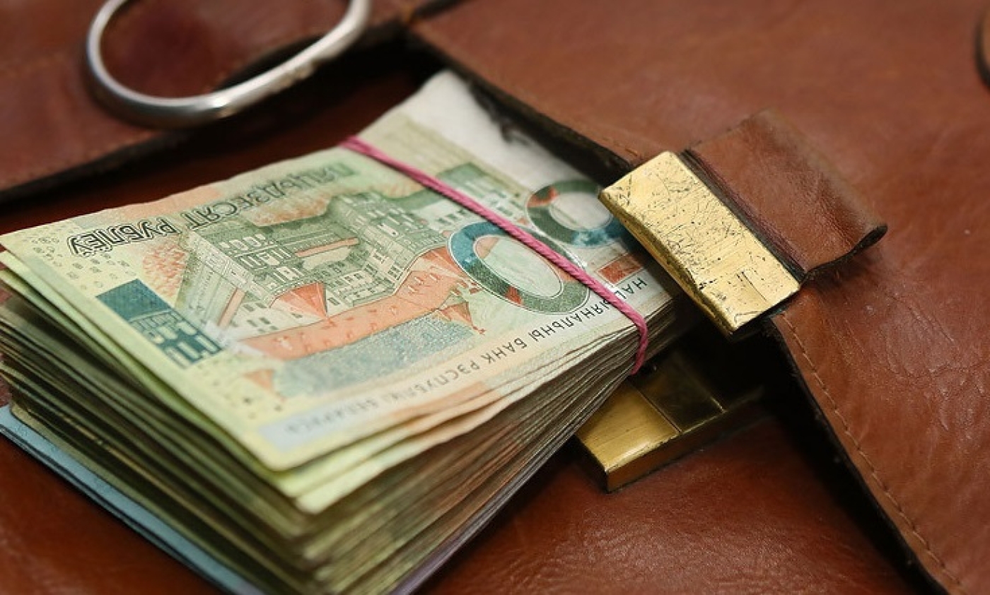 В Барановичах женщина одолжила знакомой на развитие бизнеса Br15 тыс., но обратно денег не получила